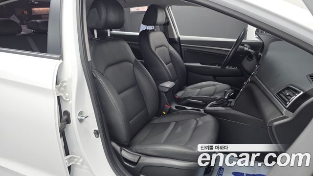 Hyundai Avante (AD) 1.6 GDI Smart 2017 — фото 26