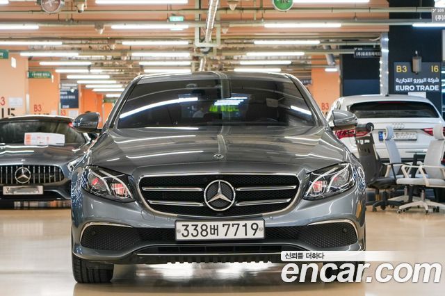 Mercedes-Benz E-Class (W213) E250 Avantgarde