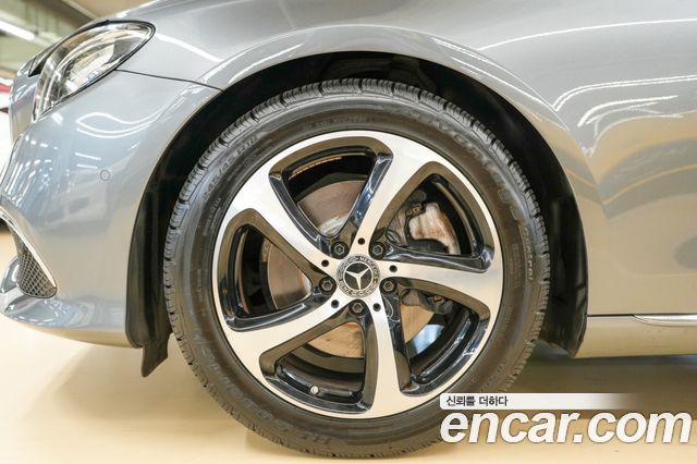 Mercedes-Benz E-Class (W213) E250 Avantgarde 2020 — фото 22