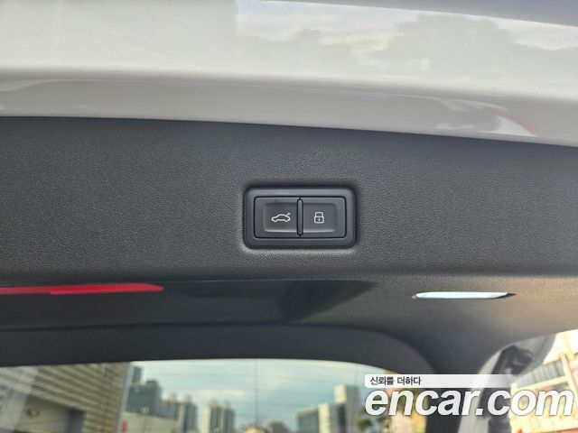 Audi Q5 (80A) 45 TFSI Quattro Sportback S Line 2025 — фото 10