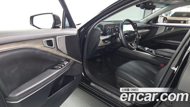 Kia K8 2.5 Gasoline 2WD Noblesse 2023 — фото 10