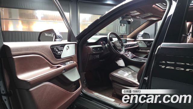 Lincoln Aviator (II) 3.0 Black Label AWD 2021 — фото 10