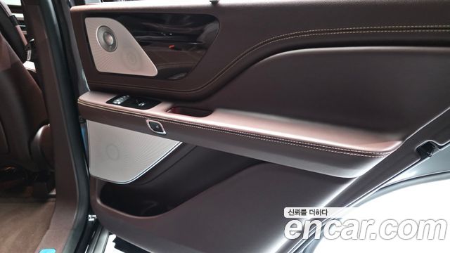 Lincoln Aviator (II) 3.0 Black Label AWD 2021 — фото 25