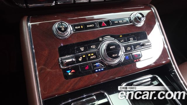 Lincoln Aviator (II) 3.0 Black Label AWD 2021 — фото 29