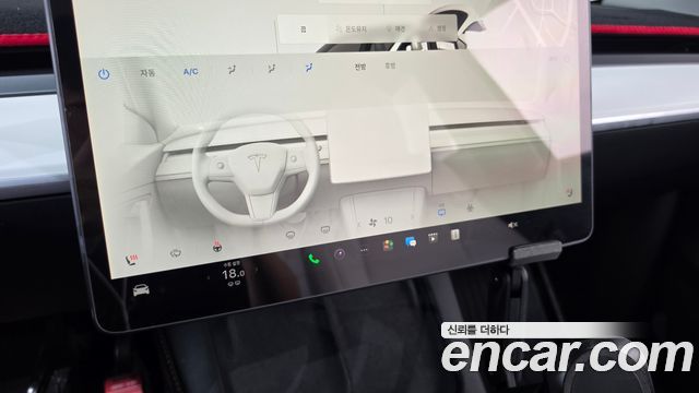 Tesla Model Y Long Range AWD 2023 — фото 15