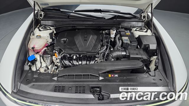 Hyundai Grandeur (GN7) 2,5 Gasoline 2WD Premium 2023 — фото 6