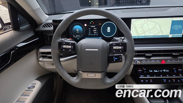 Hyundai Grandeur (GN7) 2,5 Gasoline 2WD Premium 2023 — фото 14