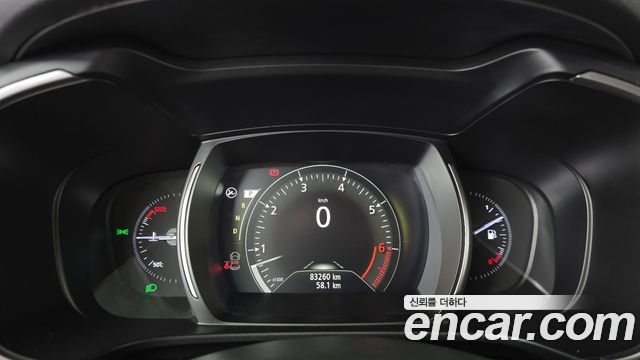 Renault Korea QM6 2.0 LPe LE Signature 2WD 2022 — фото 8