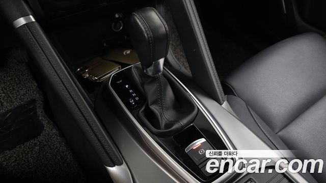 Renault Korea QM6 2.0 LPe LE Signature 2WD 2022 — фото 9