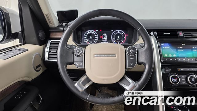 Land Rover Discovery 5 3.0 TD6 HSE 2018 — фото 12
