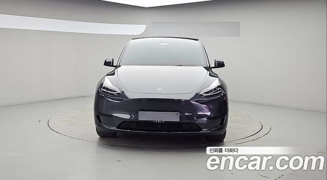 Tesla Model Y RWD 2025 — фото 4
