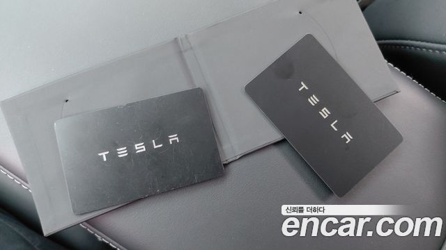 Tesla Model Y RWD 2025 — фото 16