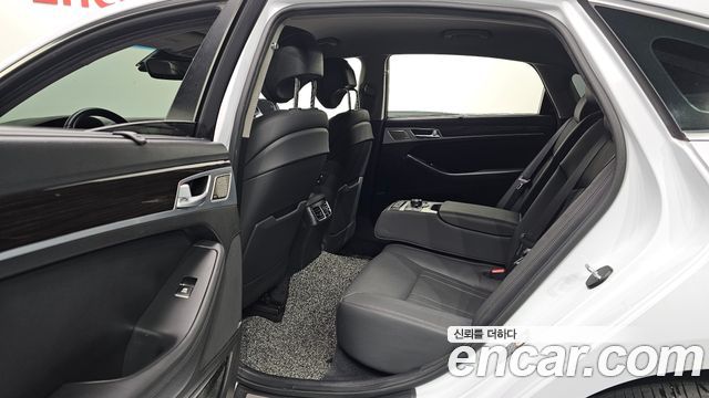 Genesis G80 3.3 GDI AWD Premium Luxury 2018 — фото 12