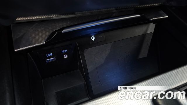 Genesis G80 3.3 GDI AWD Premium Luxury 2018 — фото 13