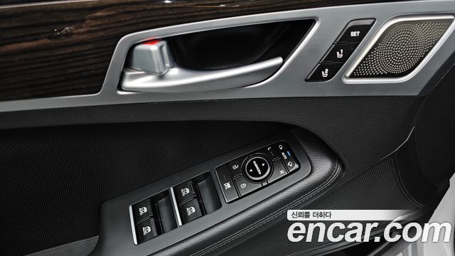 Genesis G80 3.3 GDI AWD Premium Luxury 2018 — фото 36