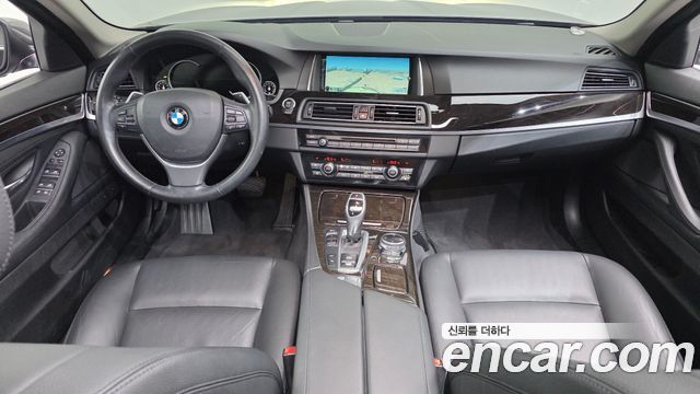 BMW 5 Series (F10) 528i 2014 — фото 7