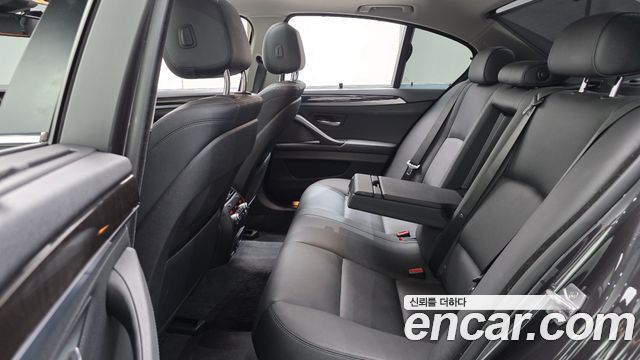 BMW 5 Series (F10) 528i 2014 — фото 12