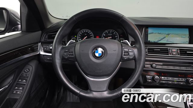 BMW 5 Series (F10) 528i 2014 — фото 13