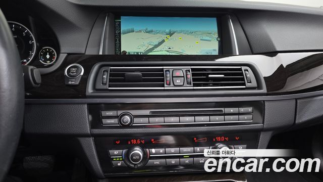 BMW 5 Series (F10) 528i 2014 — фото 14