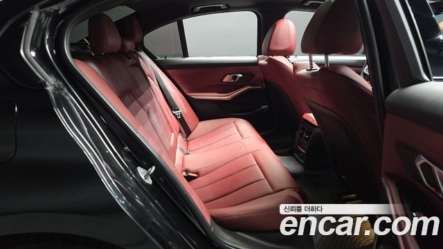 BMW 3 Series (G20) 320i M Sport 2022 — фото 11