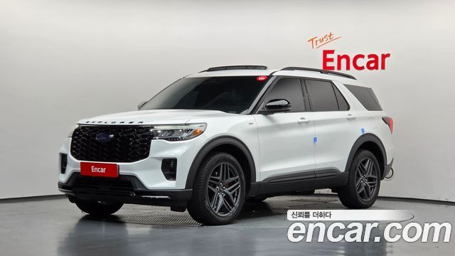 Ford Explorer (VI) 2.3 ST-Line 4WD 2025 — фото 1
