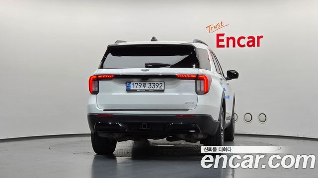 Ford Explorer (VI) 2.3 ST-Line 4WD 2025 — фото 4