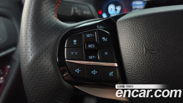 Ford Explorer (VI) 2.3 ST-Line 4WD 2025 — фото 16