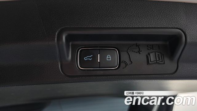 Ford Explorer (VI) 2.3 ST-Line 4WD 2025 — фото 18