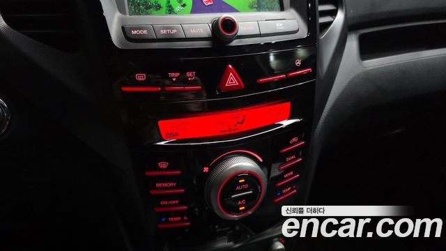 KG Mobility (SsangYong) Tivoli LX 2WD 2017 — фото 17