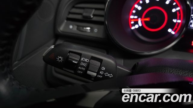 KG Mobility (SsangYong) Tivoli LX 2WD 2017 — фото 20