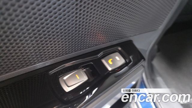 KG Mobility (SsangYong) Tivoli LX 2WD 2017 — фото 28