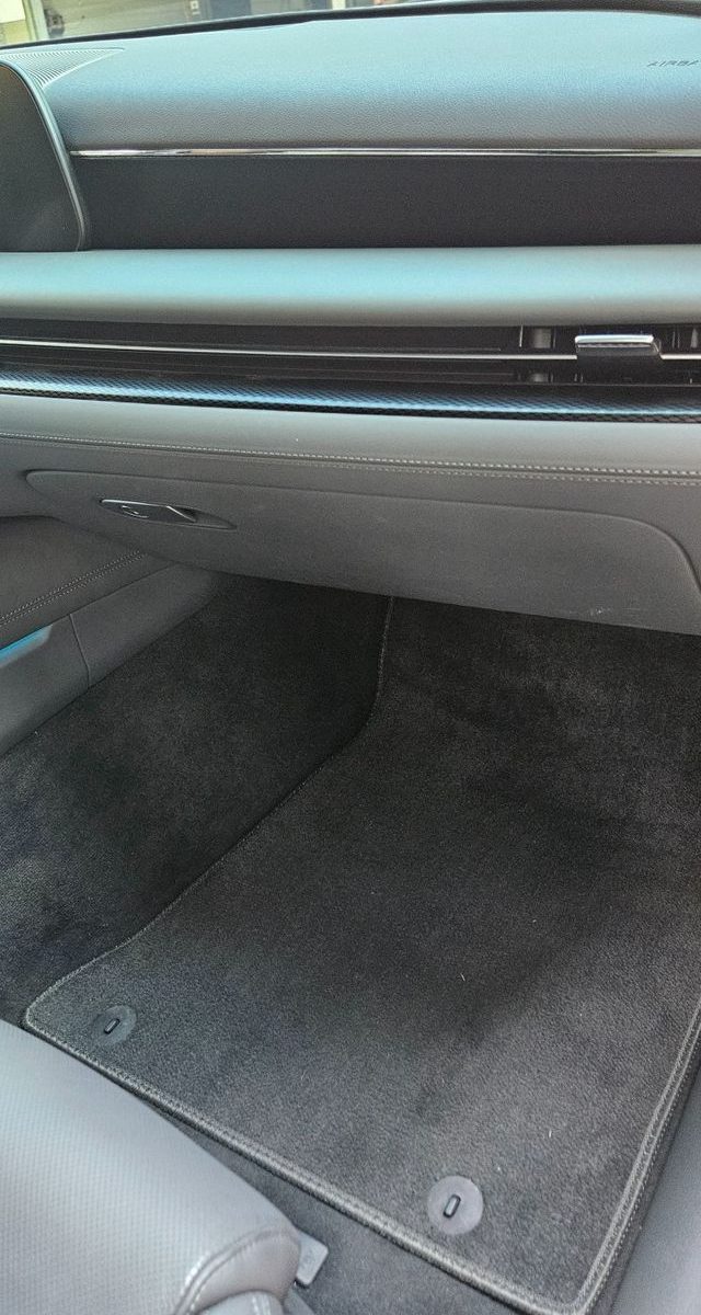 Genesis G90 (RS4) Gasoline 3.5 Turbo AWD 2023 — фото 15