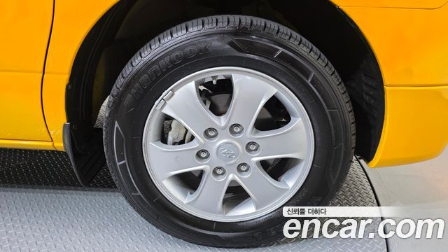 Hyundai Grand Starex 4WD School Bus 2018 — фото 5