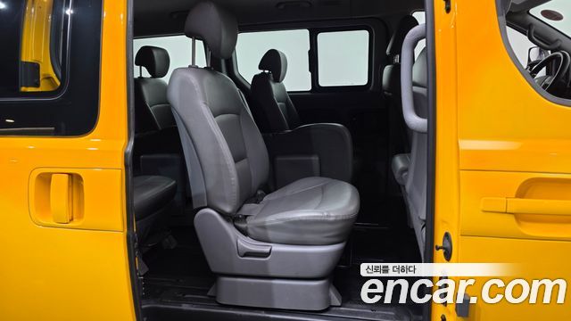 Hyundai Grand Starex 4WD School Bus 2018 — фото 12
