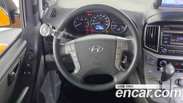 Hyundai Grand Starex 4WD School Bus 2018 — фото 13