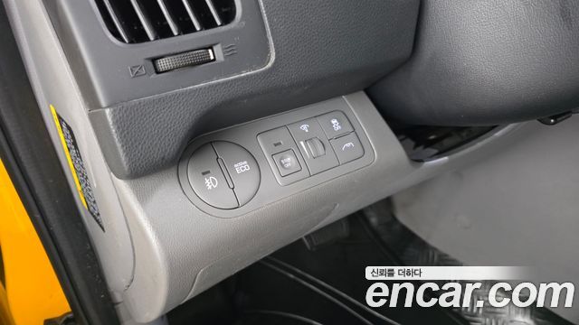 Hyundai Grand Starex 4WD School Bus 2018 — фото 16