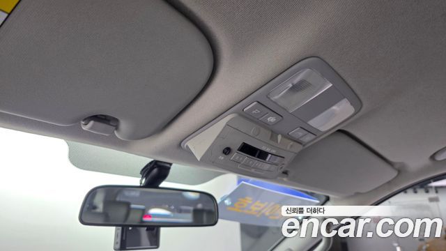 Hyundai Grand Starex 4WD School Bus 2018 — фото 18