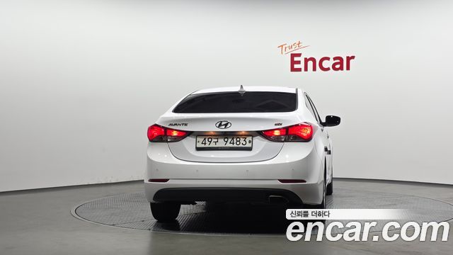 Hyundai Avante 1.6 GDi Modern Standard 2015 — фото 4