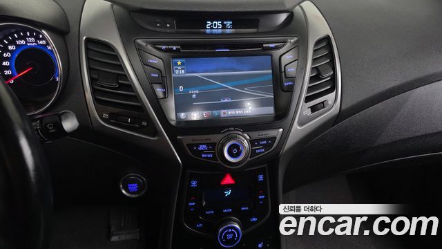 Hyundai Avante 1.6 GDi Modern Standard 2015 — фото 14