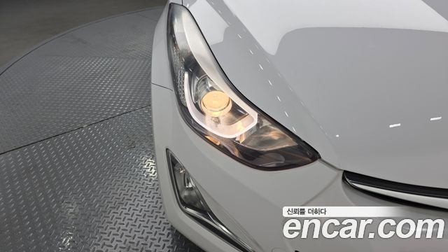 Hyundai Avante 1.6 GDi Modern Standard 2015 — фото 22
