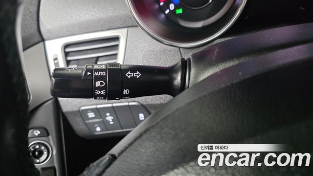 Hyundai Avante 1.6 GDi Modern Standard 2015 — фото 34