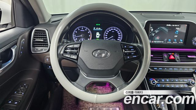 Hyundai Grandeur (IG) 3.0 Exclusive Special 2018 — фото 13