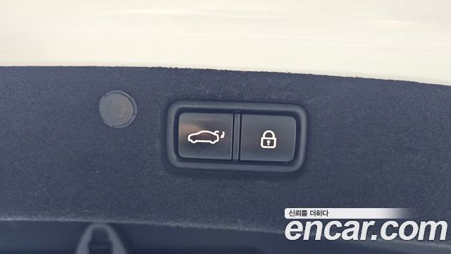 Hyundai Grandeur (IG) 3.0 Exclusive Special 2018 — фото 16
