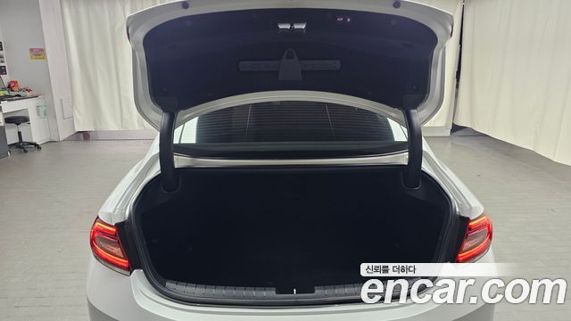 Hyundai Grandeur (IG) 3.0 Exclusive Special 2018 — фото 17