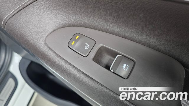 Hyundai Grandeur (IG) 3.0 Exclusive Special 2018 — фото 30