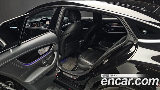 Mercedes-Benz AMG GT 4Door 43 4MATIC+ 2019 — фото 12