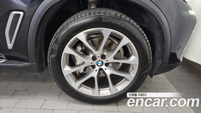 BMW X5 (G05) xDrive 30d xLine 2019 — фото 21