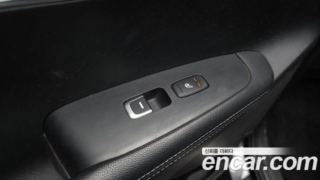 Kia Sorento Diesel 2.0 2WD Noblesse Special 2015 — фото 19