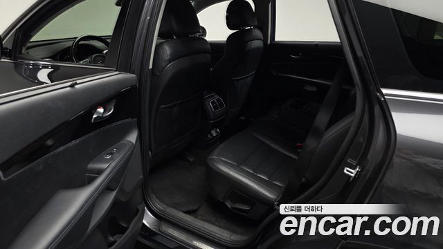 Kia Sorento Diesel 2.0 2WD Noblesse Special 2015 — фото 26