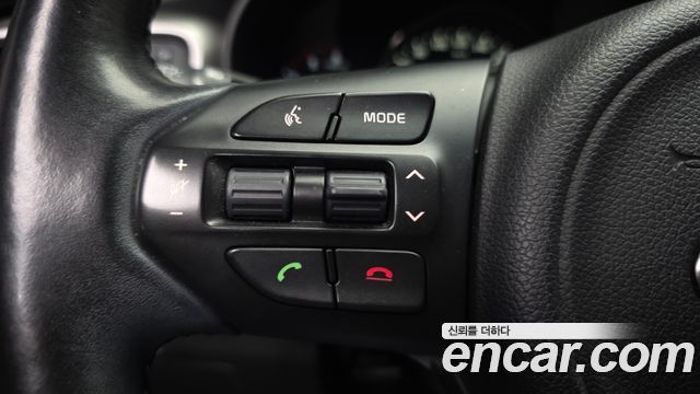 Kia Sorento Diesel 2.0 2WD Noblesse Special 2015 — фото 28